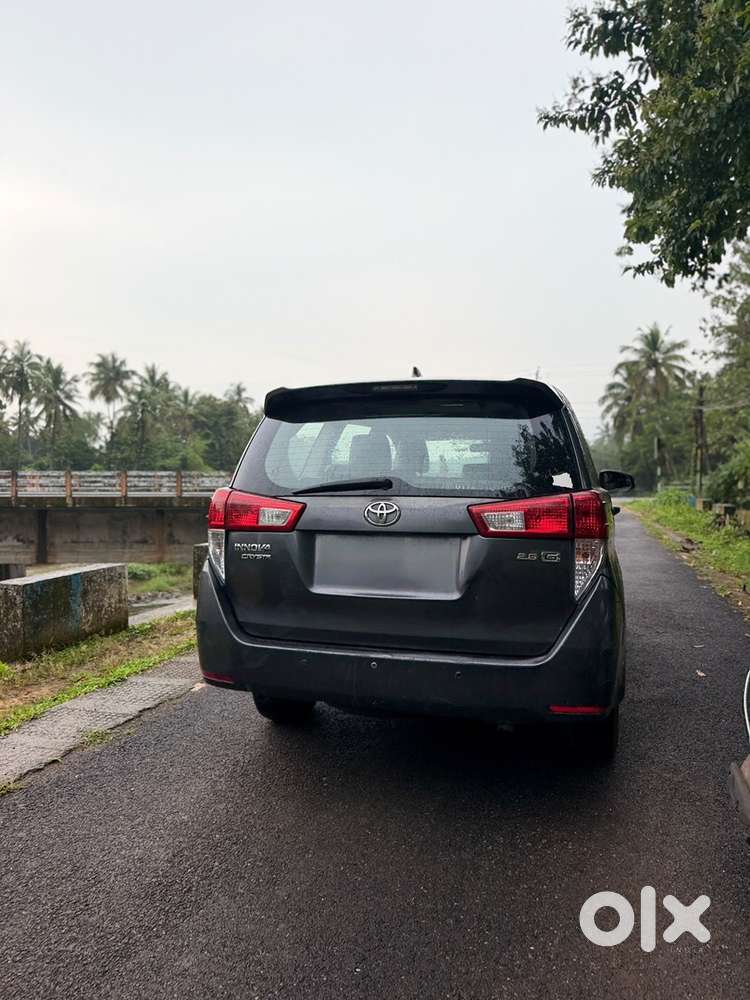 2016 Toyota Innova Crysta 2.8 G