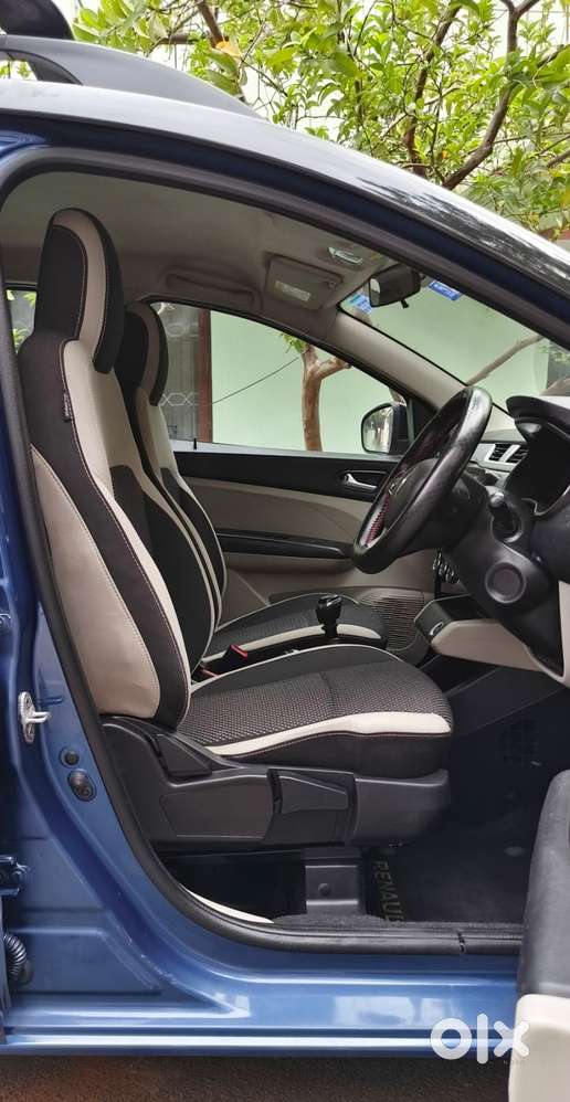 Renault Triber Rxz, 2022, Petrol