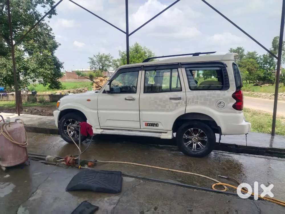 Mahindra Scorpio 2013 Slx