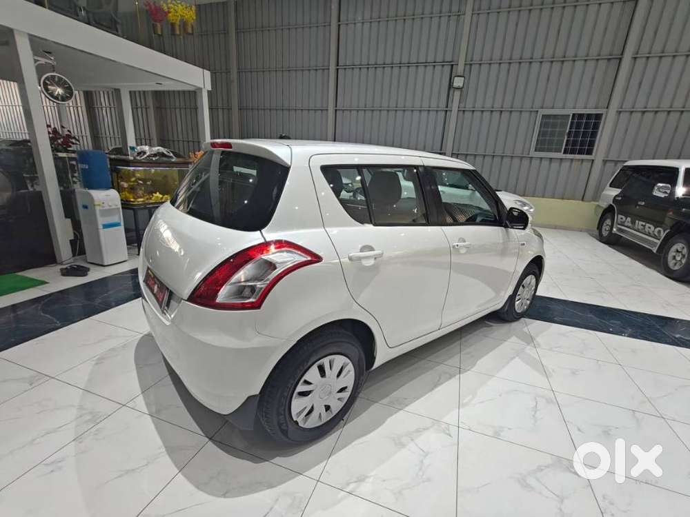 Maruti Suzuki Swift Vxi Deca, 2012, Petrol