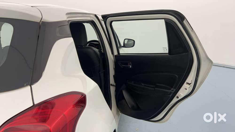 Maruti Suzuki Swift Vvt Vxi, 2020, Petrol