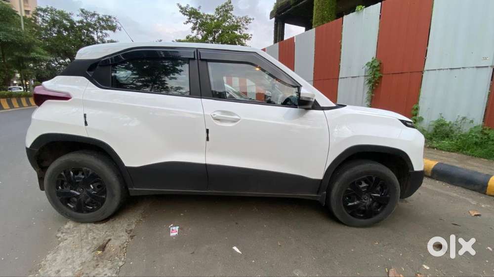 Single Handed Driven. Bank Vehicle