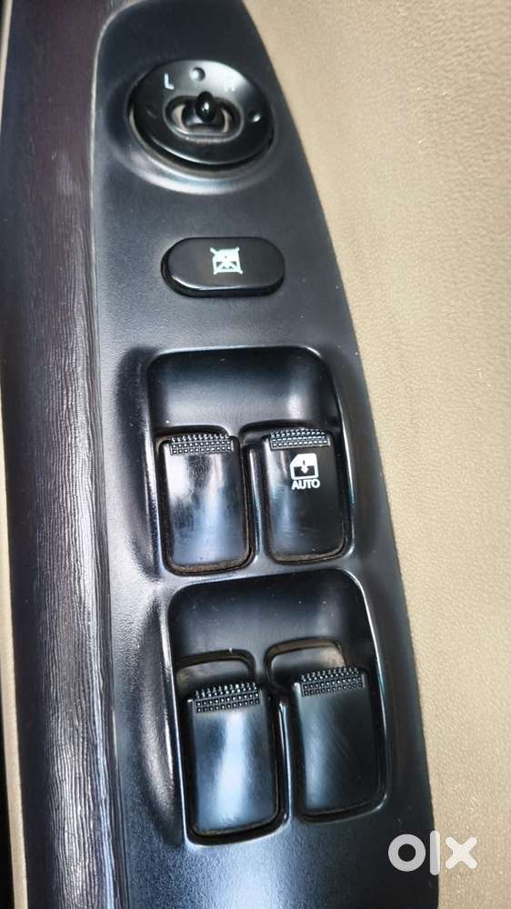 Hyundai I10 Sportz, 2012, Petrol