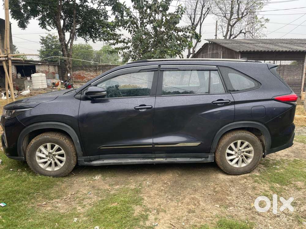 Toyota Innova Hycross 2.0 Gx 7 Str, 2023, Petrol