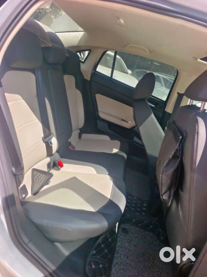 Volkswagen Virtus 1.0 Topline Tsi At, 2022, Petrol