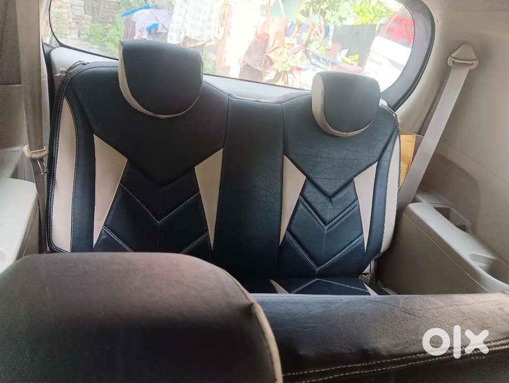 Maruti Suzuki Ertiga 13 08 2013