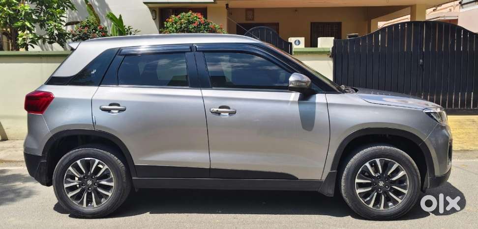 Maruti Suzuki Brezza Zxi Plus Smart Hybrid, 2022, Petrol