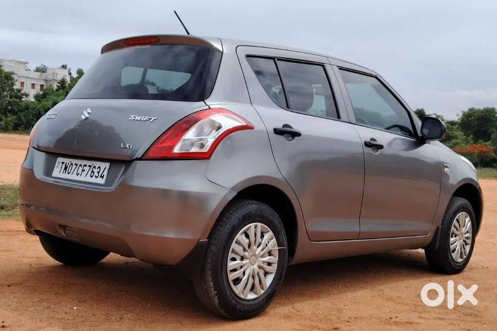 Maruti Suzuki Swift Lxi Optional-o, 2016, Petrol