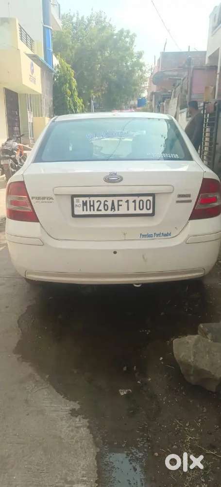 Ford Fiesta Classic 2012 Diesel 140000 Km Driven