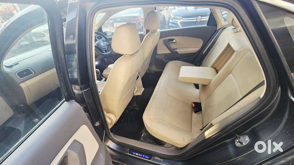 Volkswagen Vento 1.2 Tsi Highline Plus At, 2016, Petrol