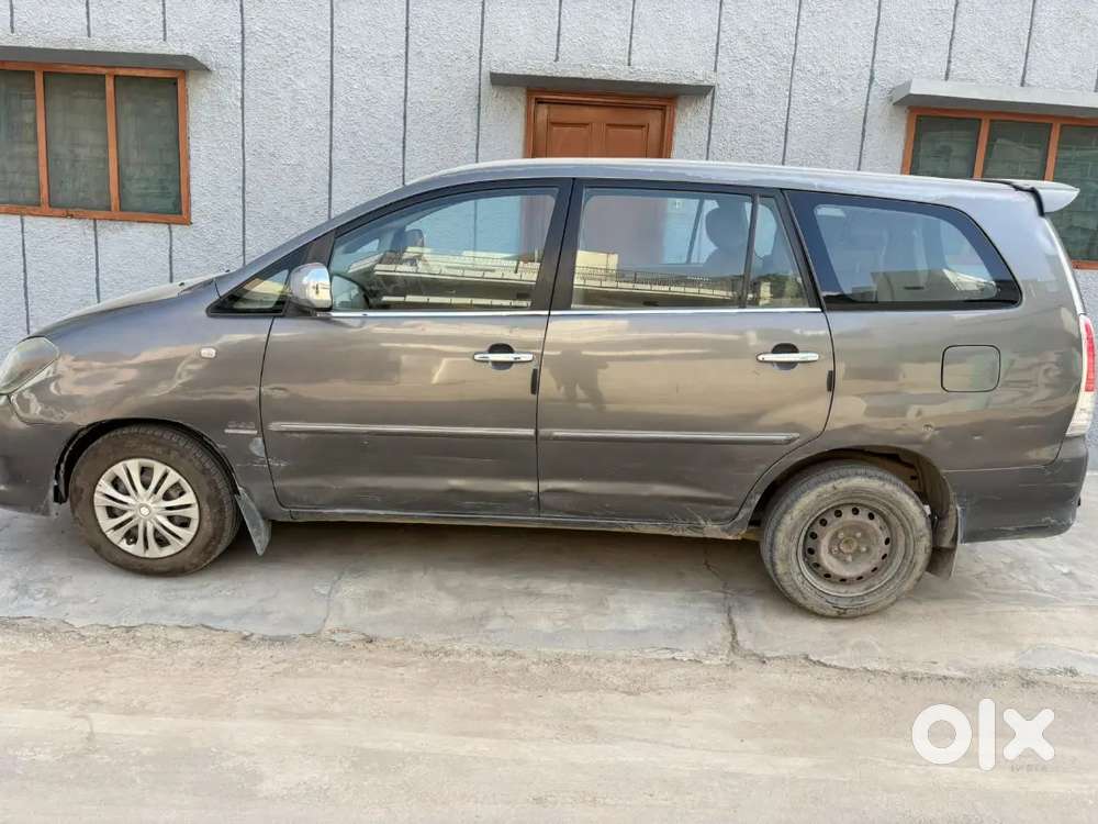 Inovva 7 Seater Car