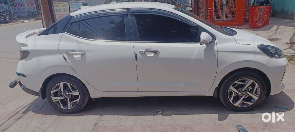 Hyundai Aura 1.2 Sx Cng, 2025, Cng & Hybrids