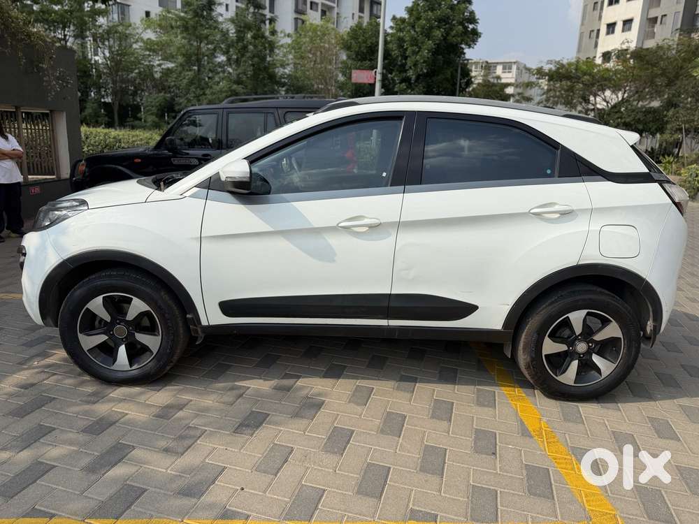 Tata Nexon 1.2 Revotron Xza Plus, 2019, Petrol