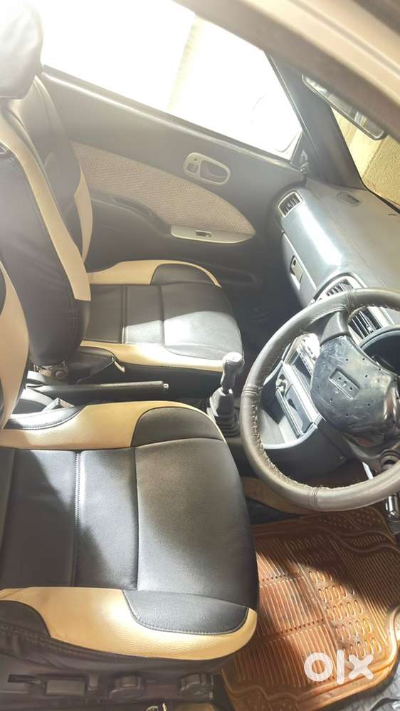 Esteem Vxi Maruti 2004