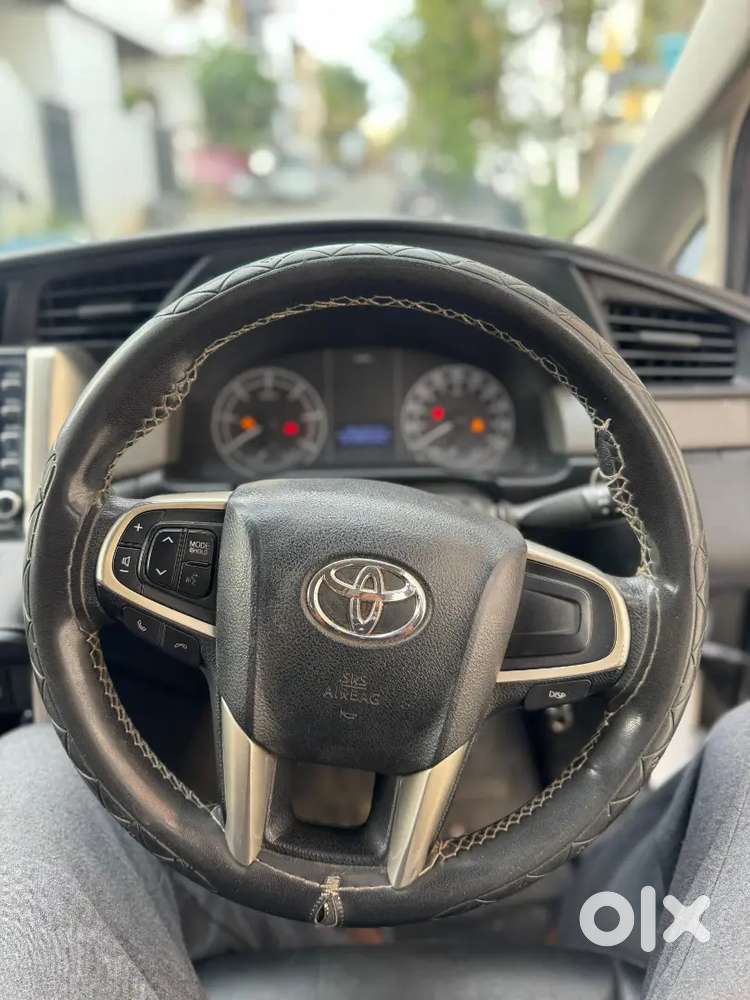 Toyota Innova Crysta 2022 Diesel Well Maintained
