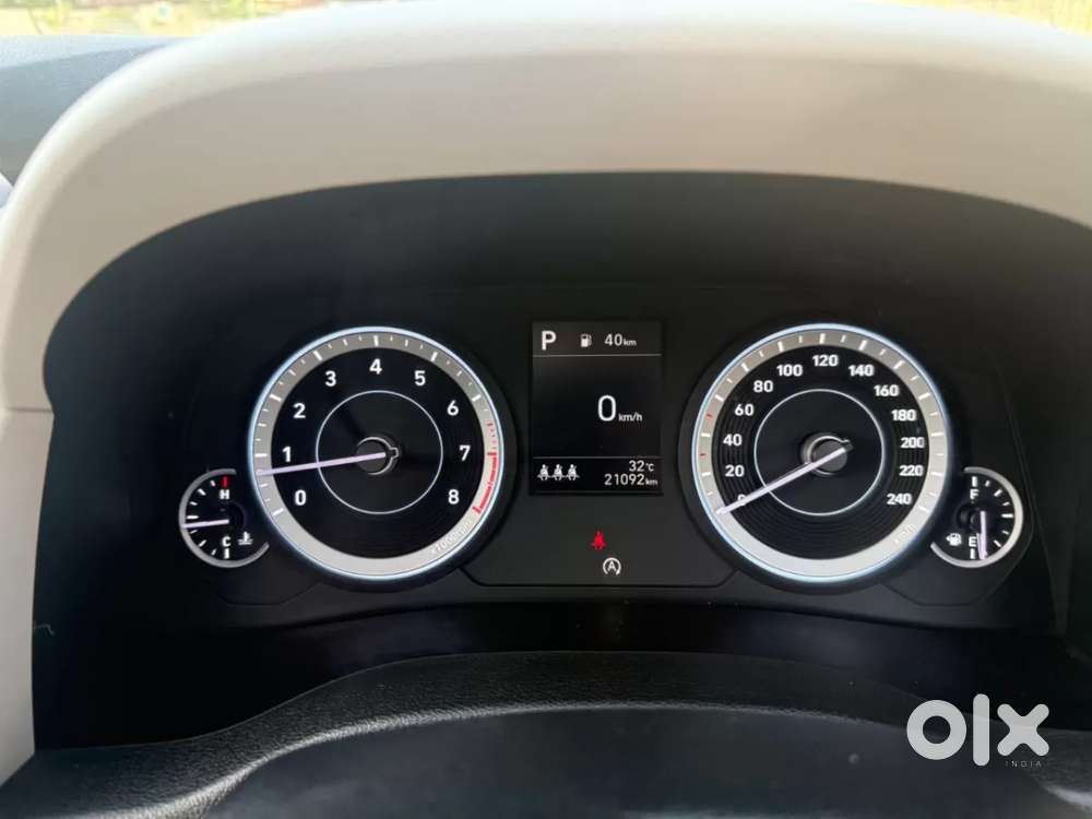 Hyundai Creta Sx (o) 1.5 Petrol Cvt, 2023, Petrol