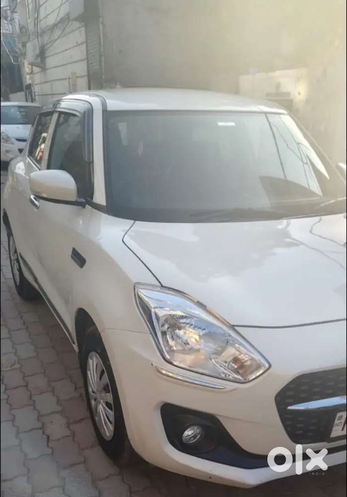 Maruti Swift Lxi 2023 . Convert Vxi