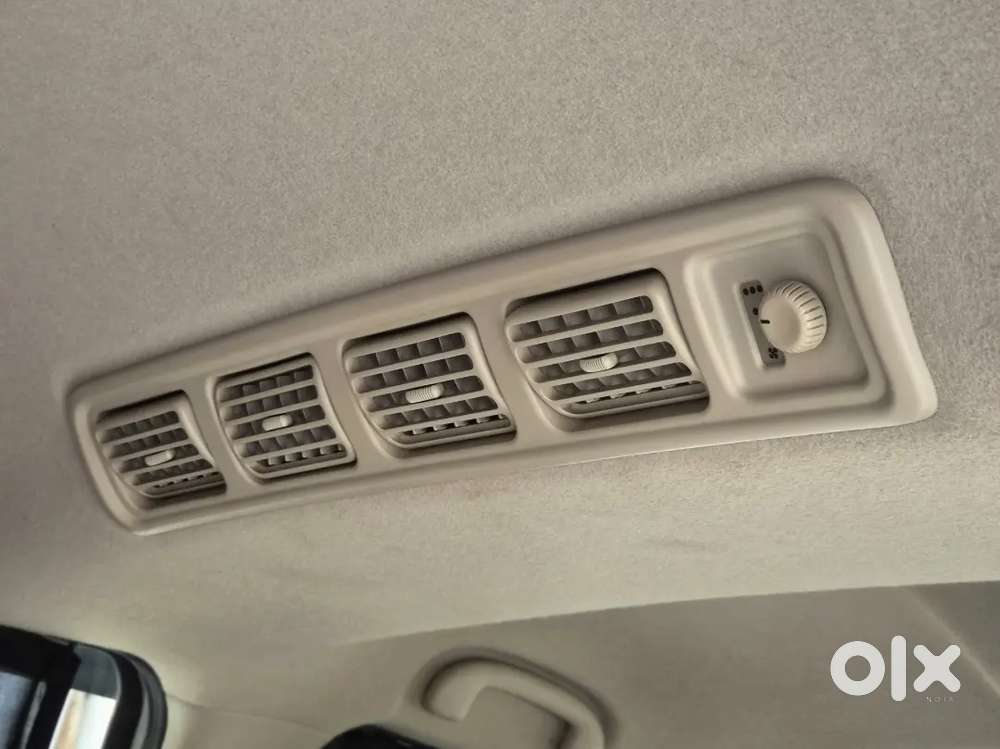 Maruti Suzuki Ertiga Zxi At 2021 Excellent Condition