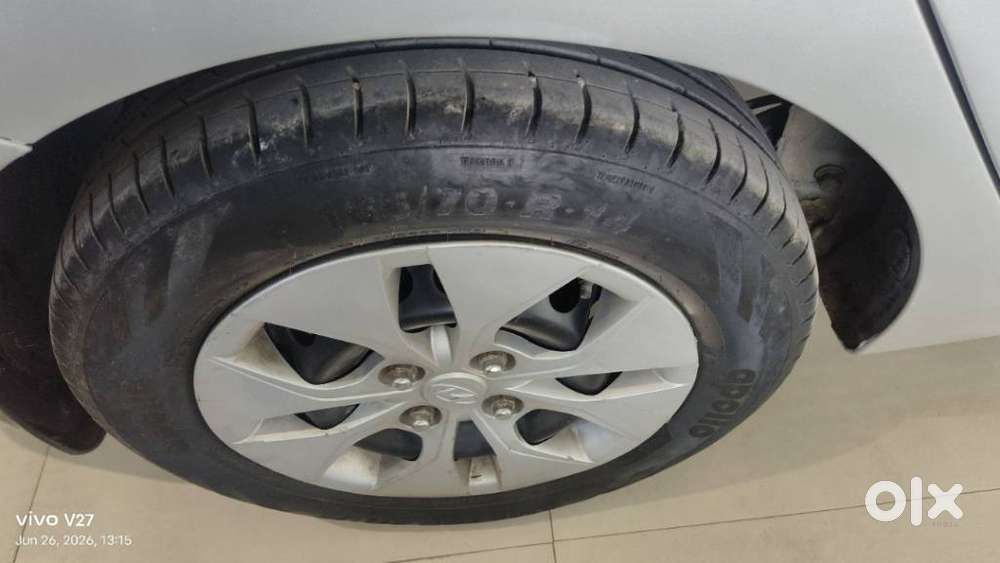 Hyundai Xcent 1.2l Kappa Dual Vtvt 5-speed Manual Base, 2014, Petrol