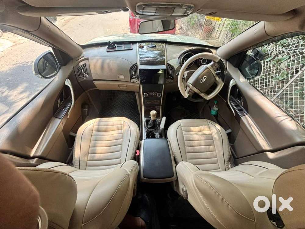 7 Seater Xuv 500 , White , Excellent Condition