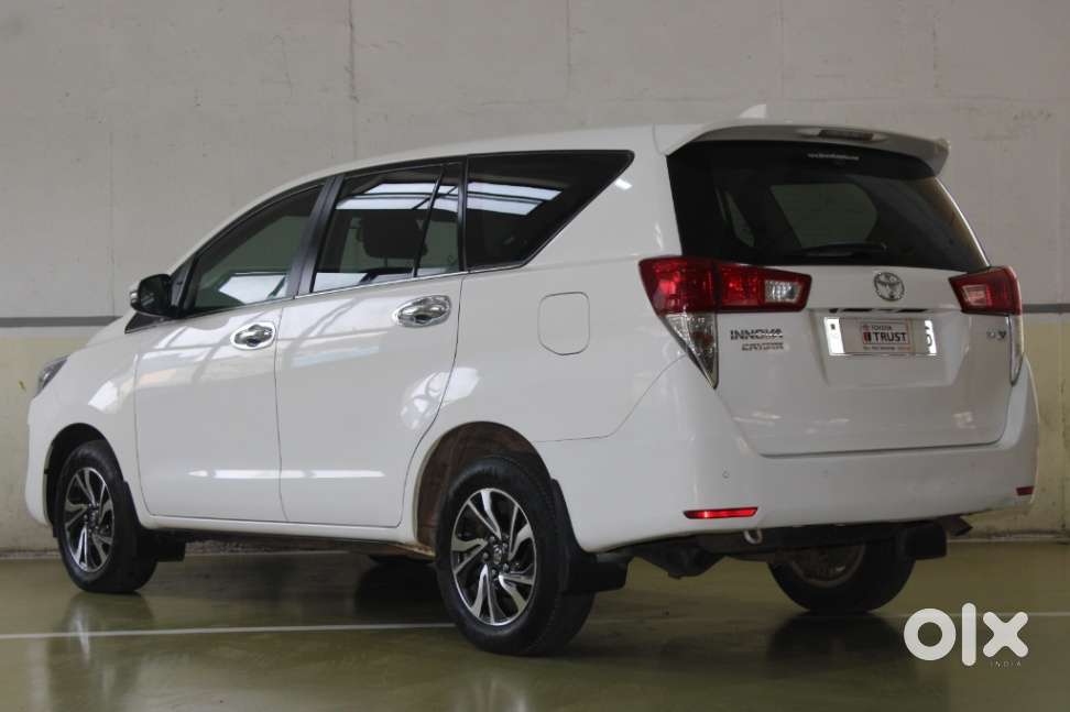 Toyota Innova Crysta 2.4 V, 2024, Diesel