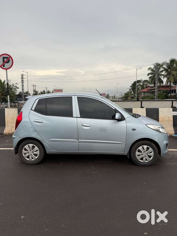 Hyundai I10 Sportz 2012 Petrol