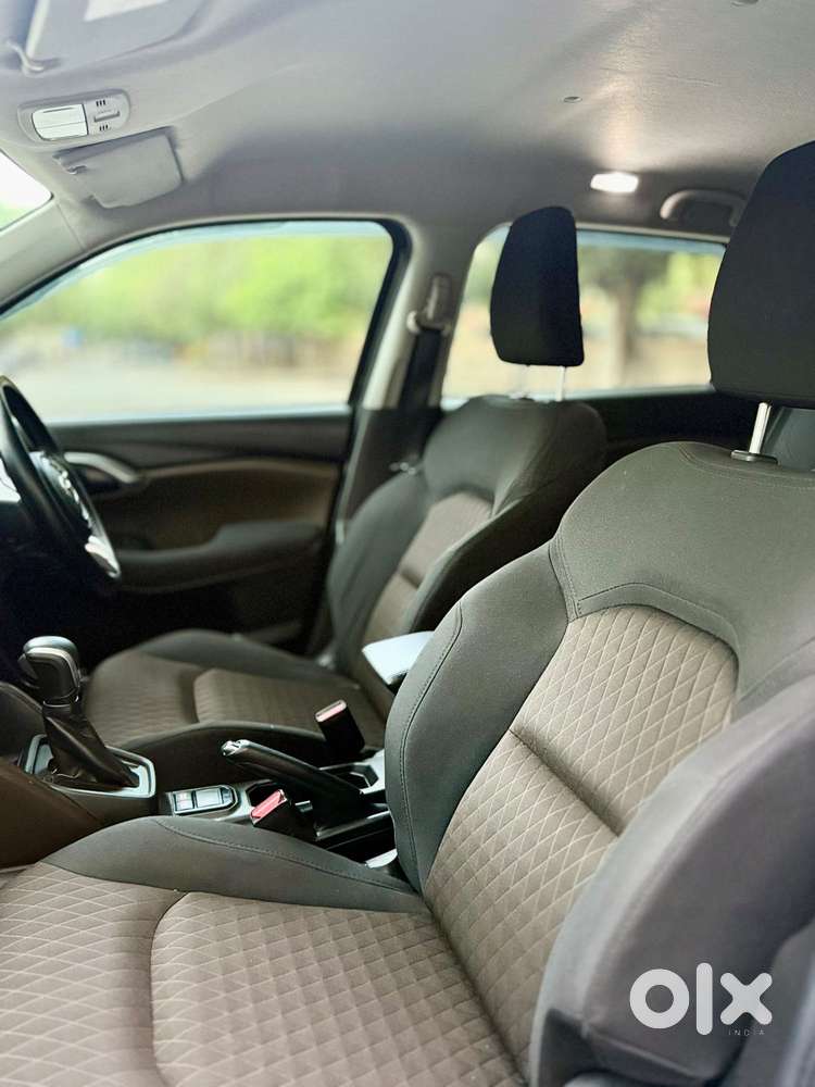 Toyota Urban Cruiser Hyryder 1.5 S Hybrid, 2024, Petrol