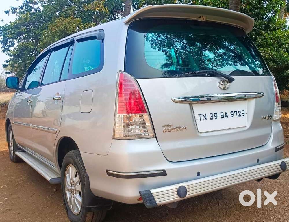 Toyota Innova 2.5 V 7 Str, 2011, Diesel