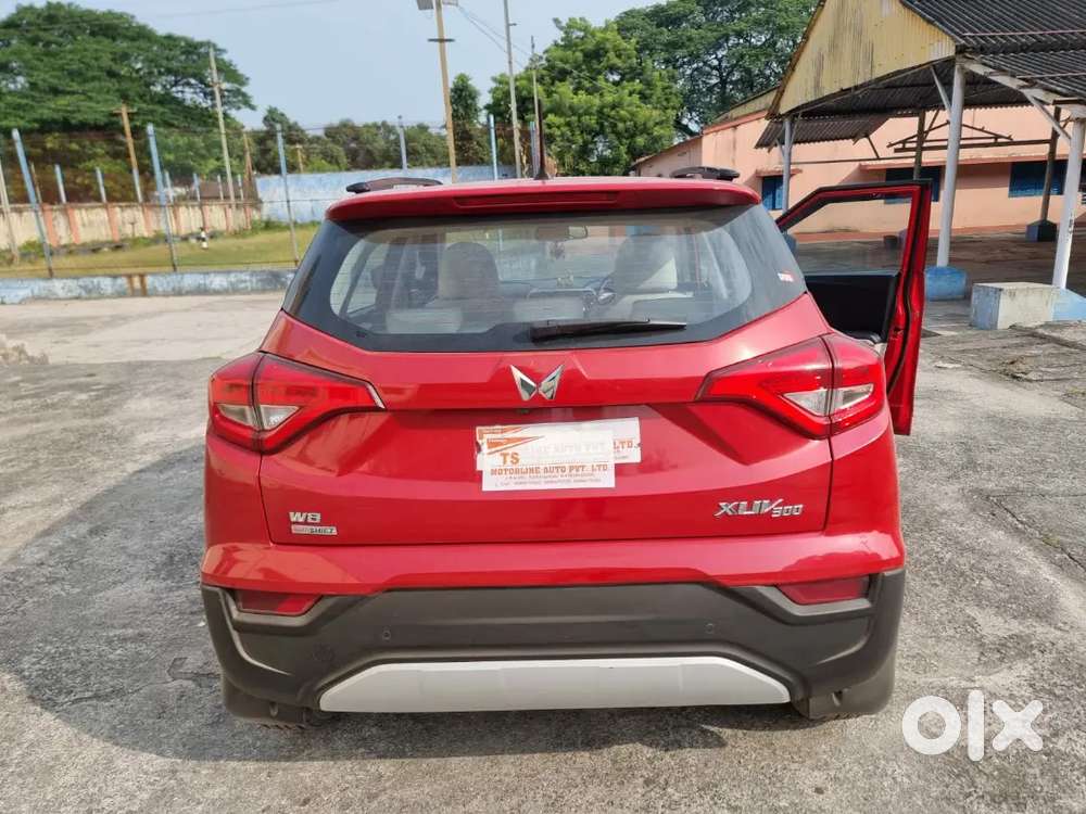 Mahindra Xuv300 2023 Diesel Well Maintained