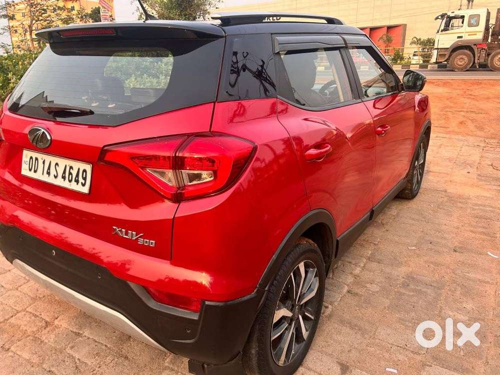 Mahindra Xuv300 W8 1.5 Diesel Dual Tone, 2019, Diesel