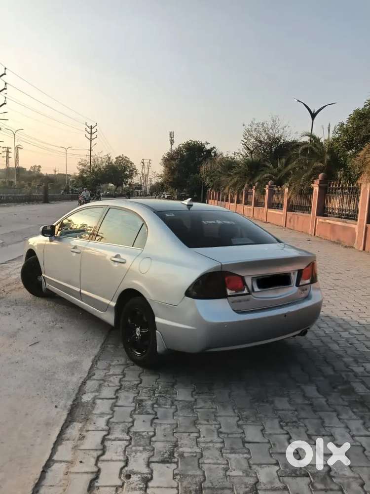 Honda Civic 2012 Petrol 137000 Km Driven