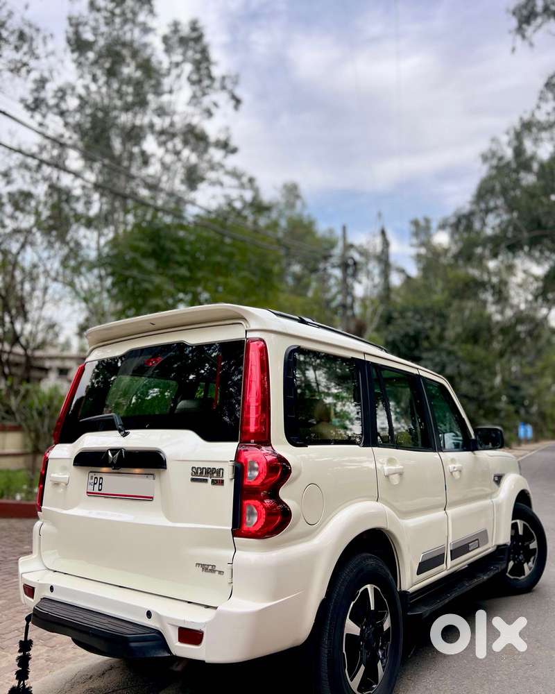 Mahindra Scorpio Classic 2.2 S 11 Mt 7 Cc, 2022, Diesel