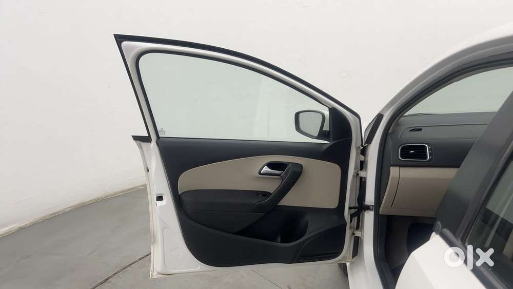 Volkswagen Polo 2009-2013 Petrol Highline 1.2l, 2014, Petrol