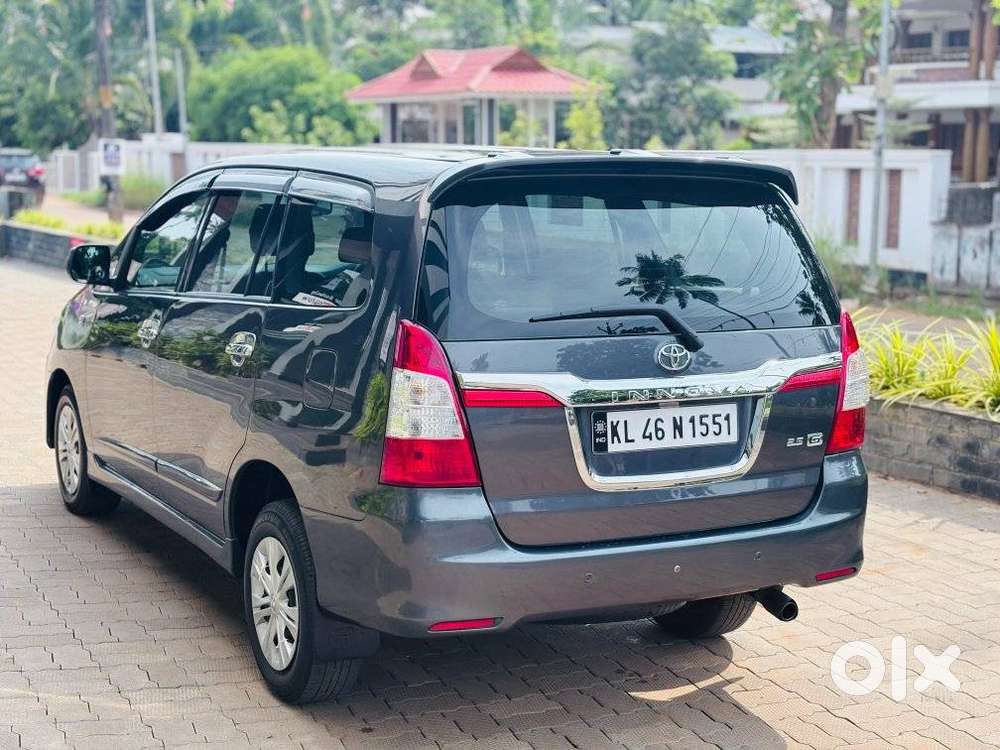 Toyota Innova 2.5 G (diesel) 8 Seater, 2016, Diesel