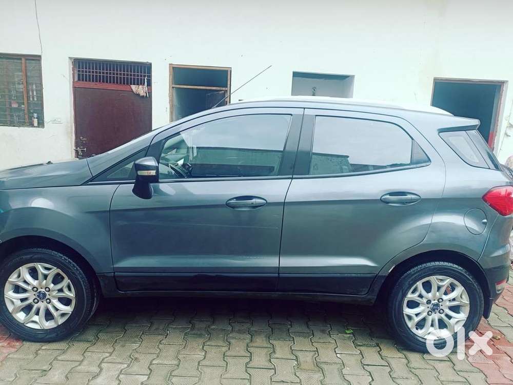 I Am Selling Ecosport Car October 2016 Model