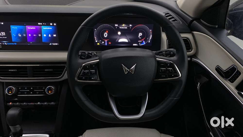 Mahindra Xuv700 2.2 Ax 7 Diesel Mt Luxury Pack Str, 2024, Diesel