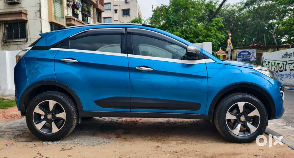 Tata Nexon 1.2 Revotron Xz Plus, 2017, Petrol