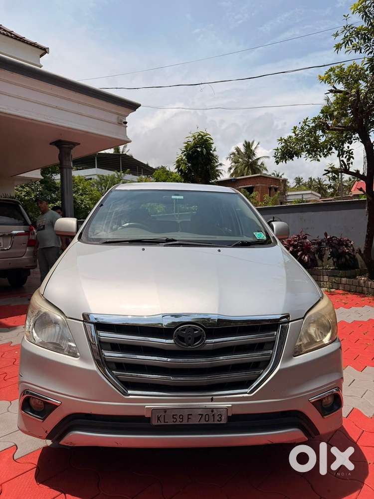 Toyota Innova Diesel 2012