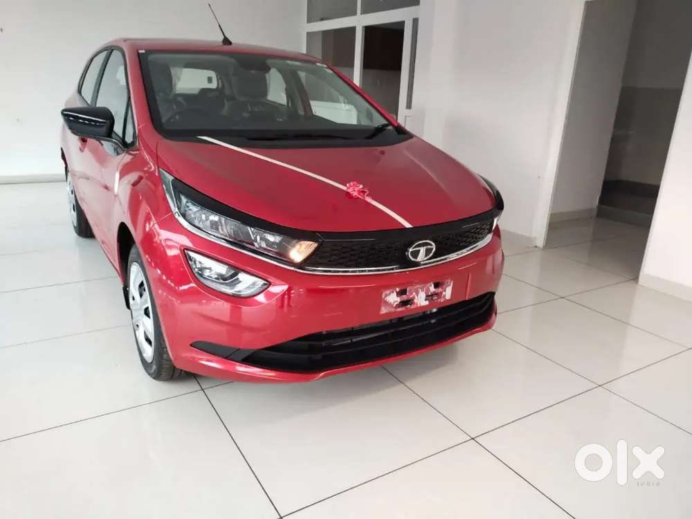 Tata Altroz 2024 Petrol 40000 More Km Driven