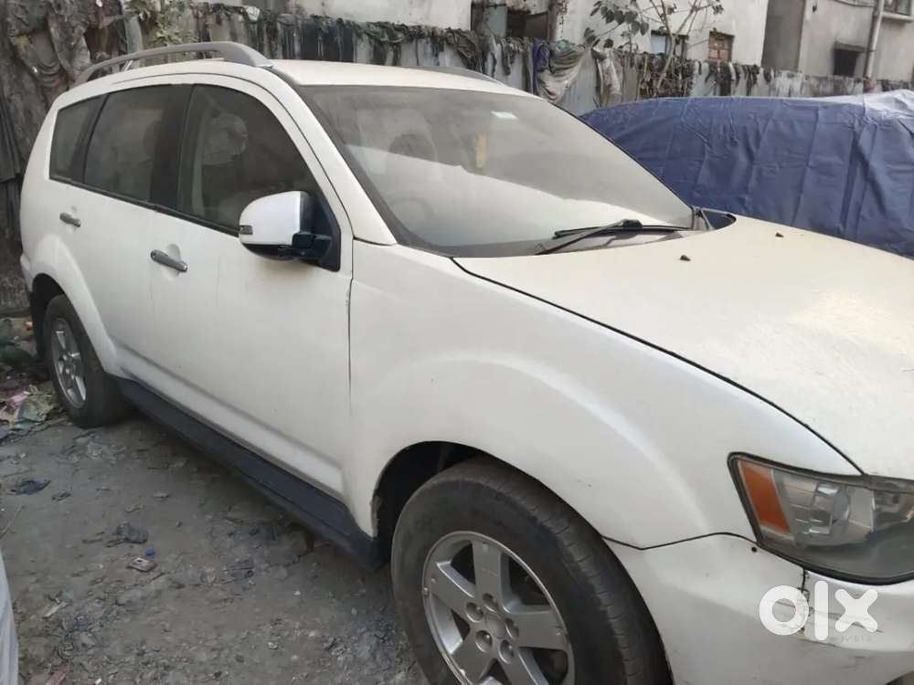 Mitsubishi Outlander 2011