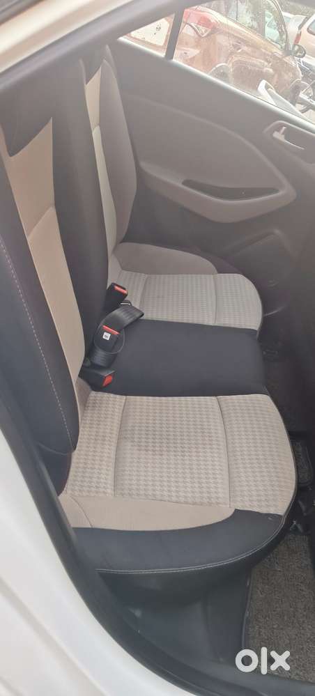 Hyundai I20 Sportz Plus, 2020, Petrol