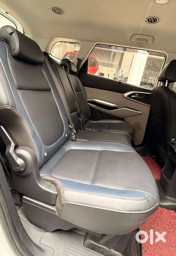 Kia Carens G 1.5 6mt Premium (o) 7-seater, 2024, Diesel