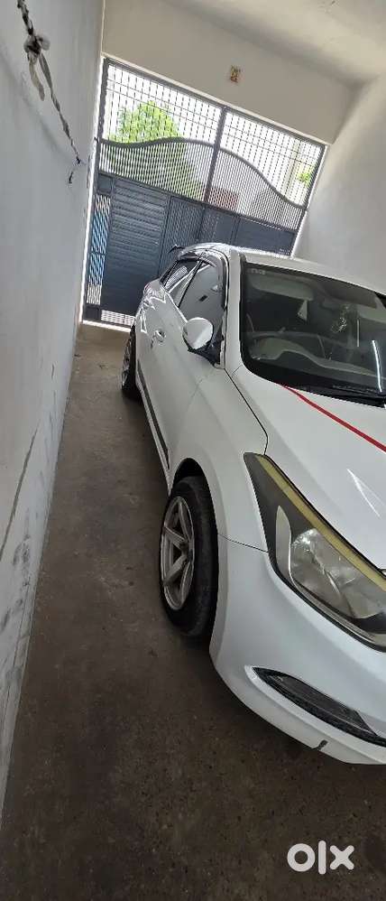 Hyundai Elite I20 Sportz 2015 Petrol Manual
