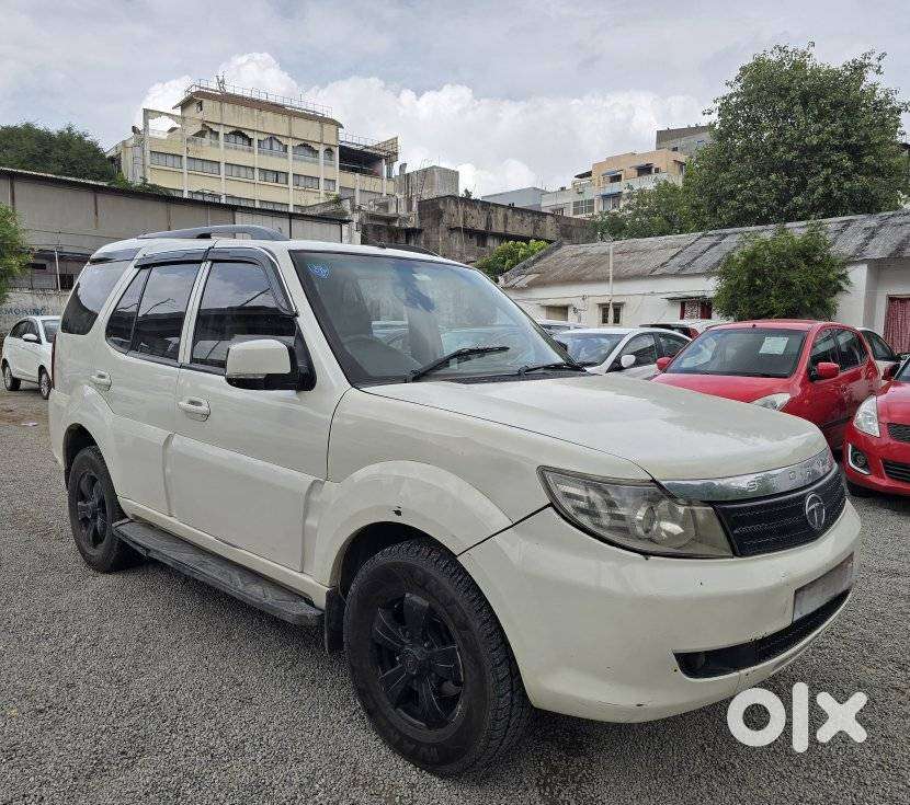 Tata Safari Storme Lx, 2014, Diesel