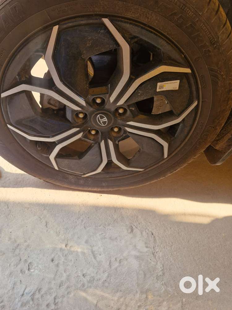 Tata Curvv Accomplished Plus A 1.2 Hyperion Gdi Petrol 6mt, 2025, Pe..