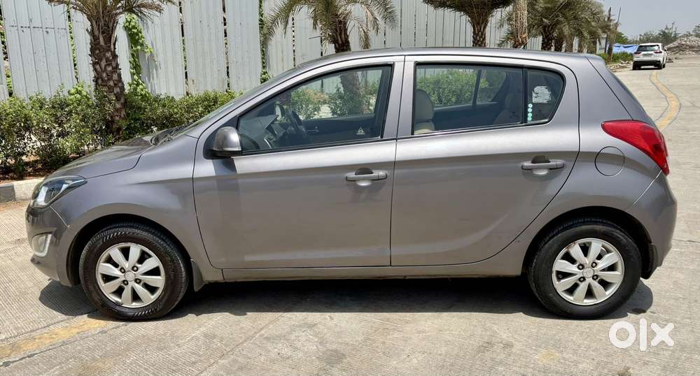Hyundai Elite I20 Sportz (o) 1.2, 2013, Petrol