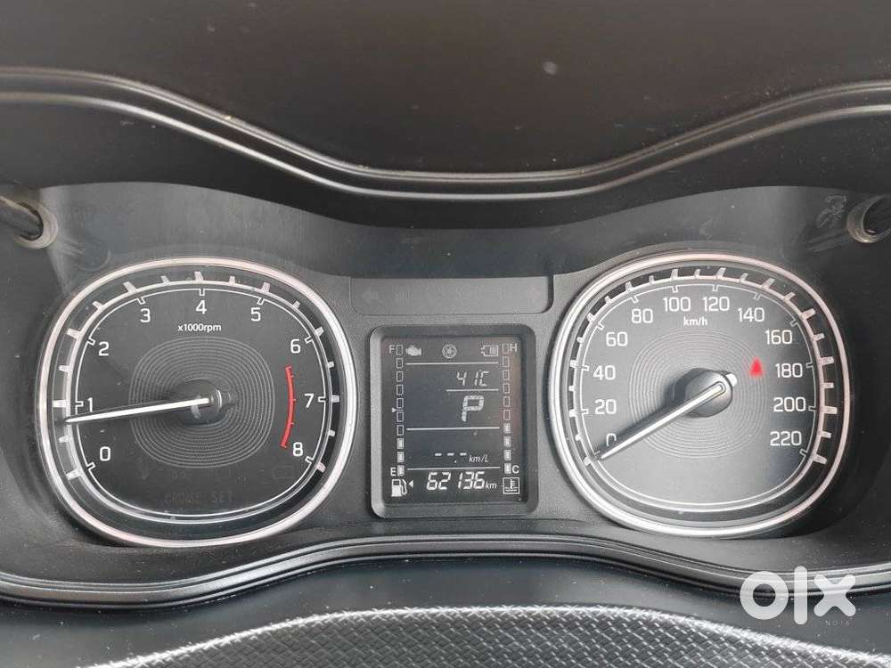 Maruti Suzuki Brezza 1.5 Zxi At Smart Hybrid Dual Tone, 2022, Petrol