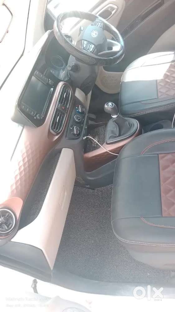 Hyundai Aura 2023 Petrol Well Maintained