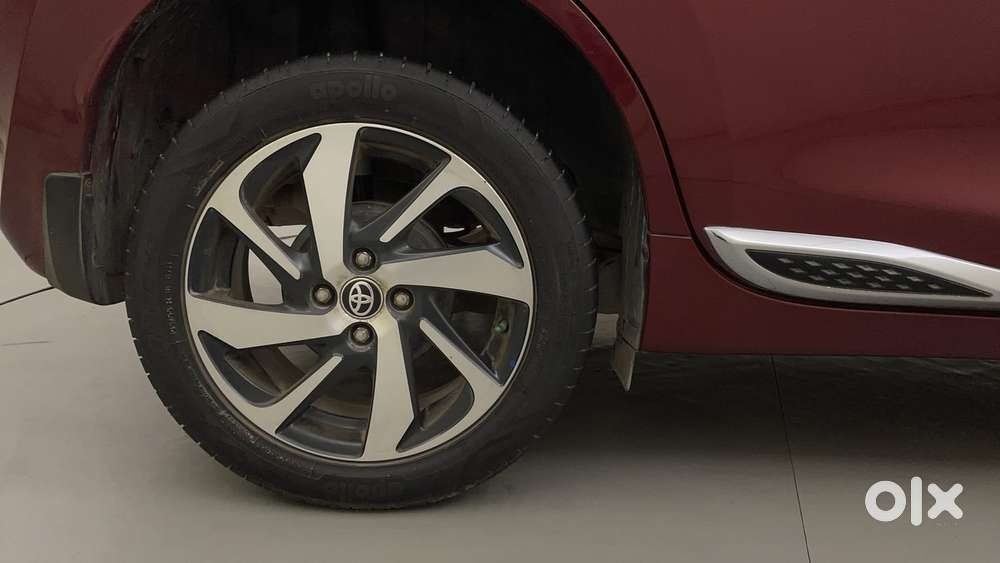 Toyota Glanza 1.2 V Amt, 2024, Petrol