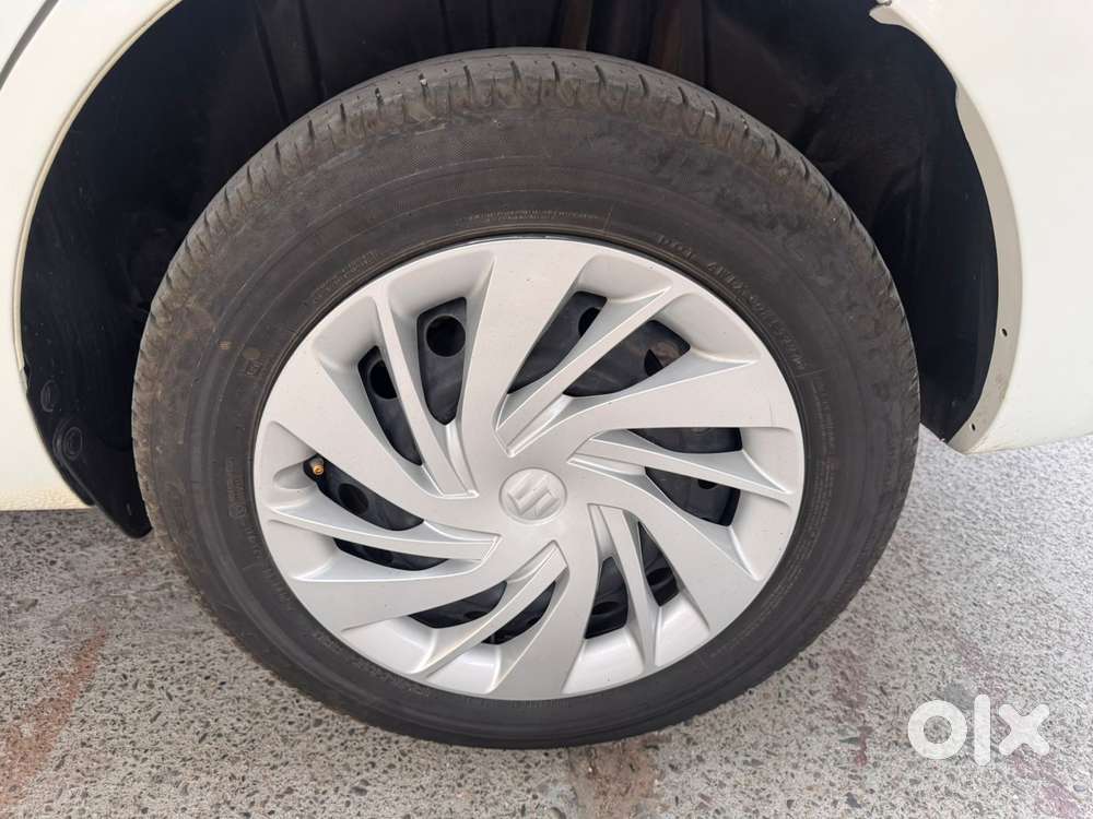 Maruti Suzuki Ertiga 1.5 Vxi, 2025, Petrol